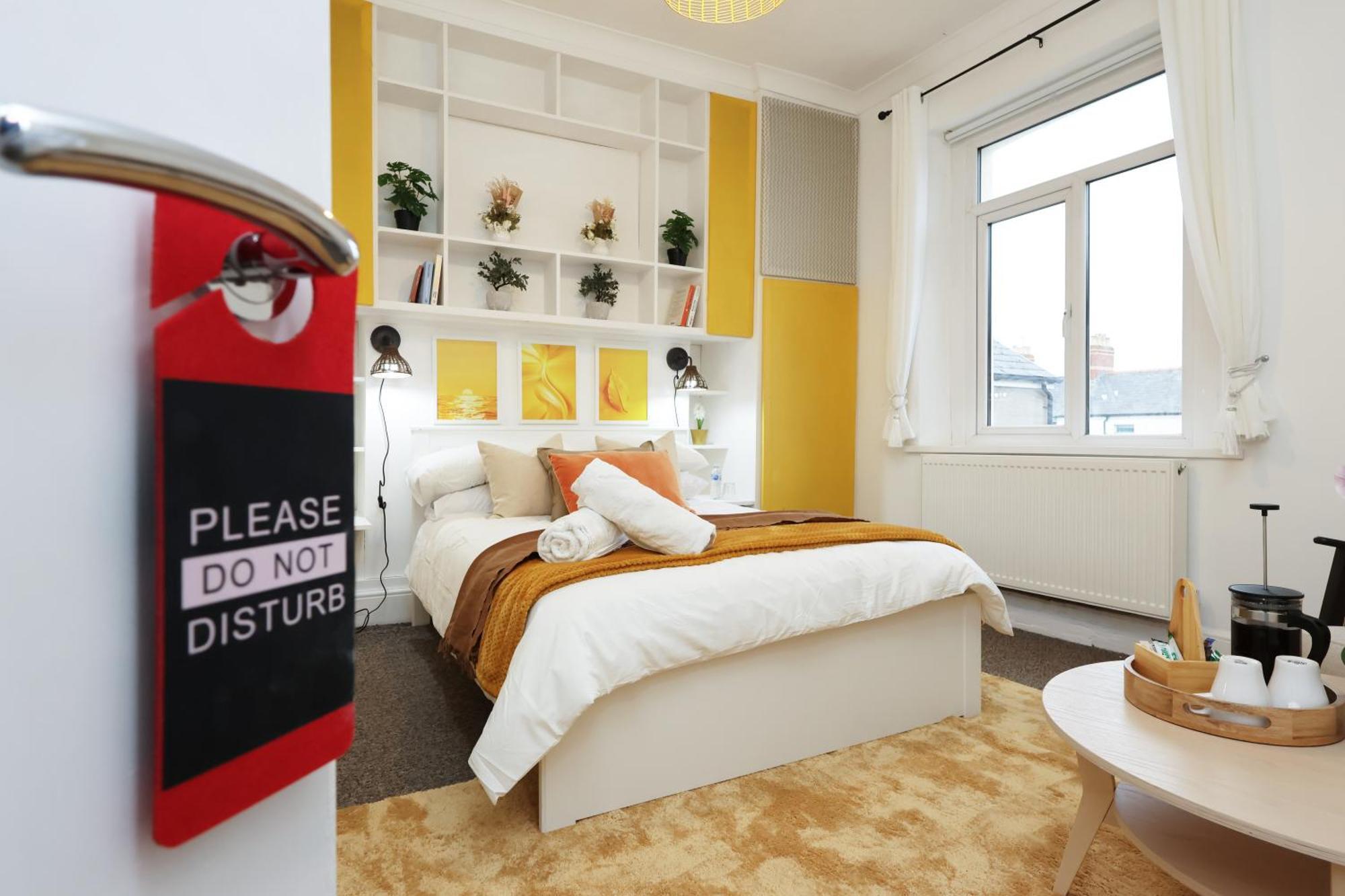 Cardiff City Guesthouse, Central Rooms, Fast Wi-Fi, On-Street Parking Кардифф Экстерьер фото