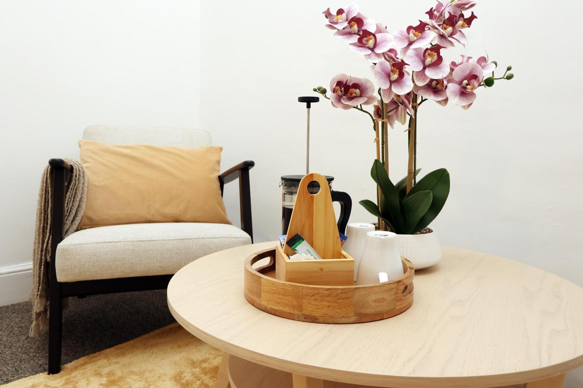 Cardiff City Guesthouse, Central Rooms, Fast Wi-Fi, On-Street Parking Кардифф Экстерьер фото