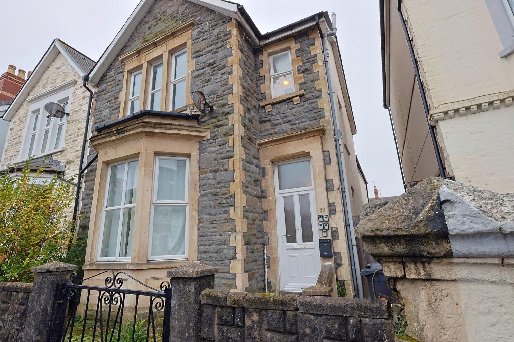 Cardiff City Guesthouse, Central Rooms, Fast Wi-Fi, On-Street Parking Кардифф Экстерьер фото