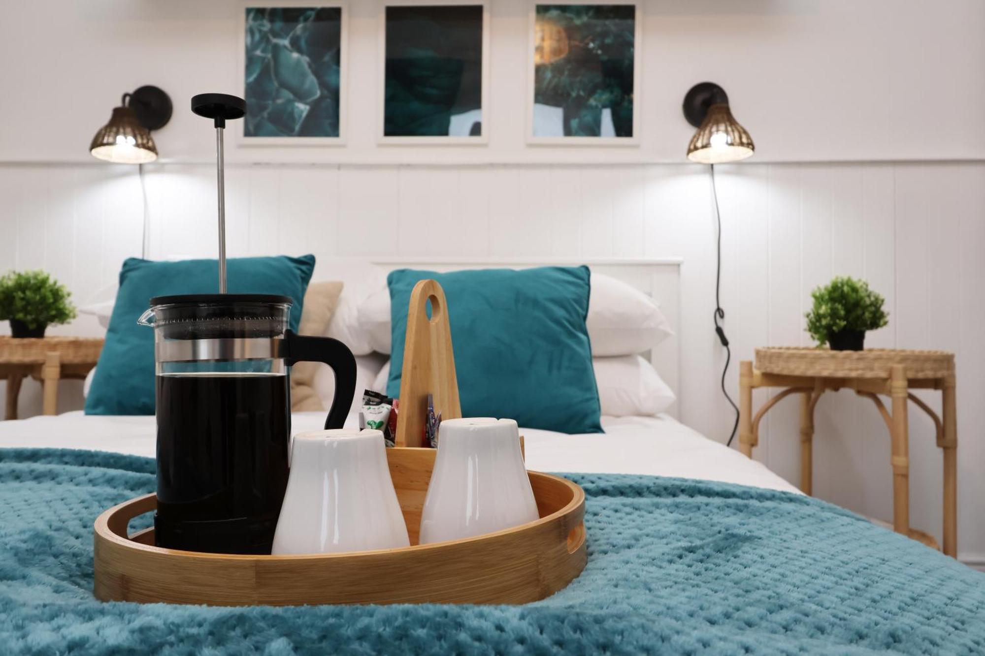 Cardiff City Guesthouse, Central Rooms, Fast Wi-Fi, On-Street Parking Кардифф Экстерьер фото